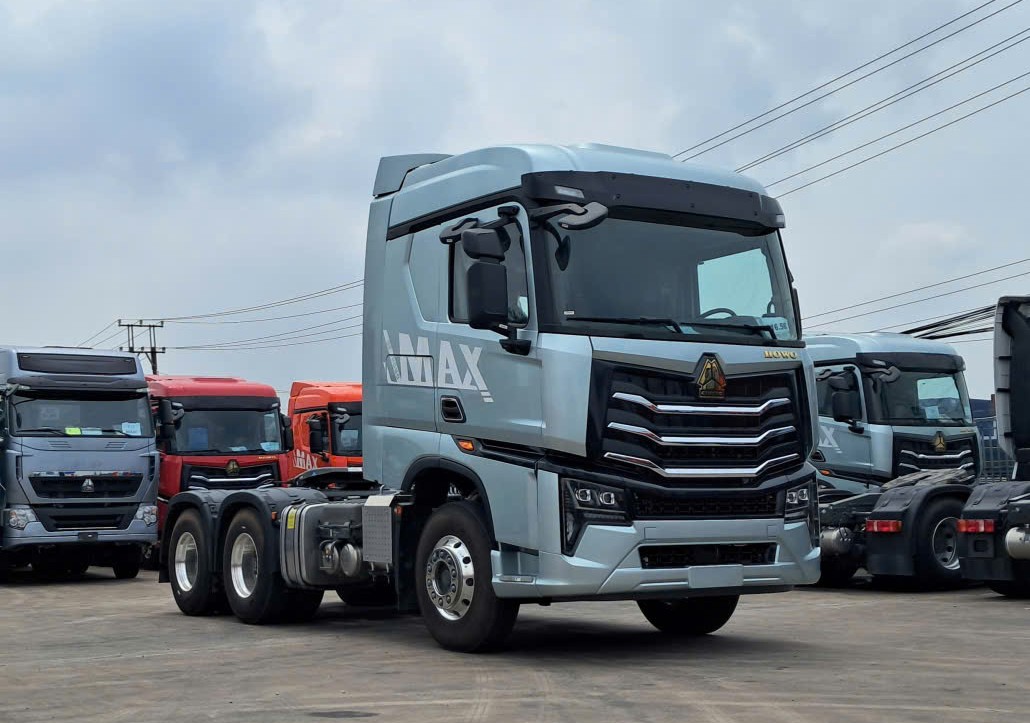 XE TẢI & XE ĐẦU KÉO HOWO